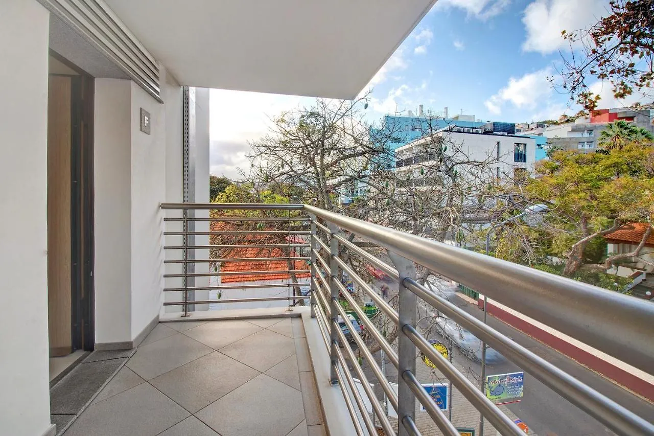 Dfm Happy Days F - Funchal Apartamento